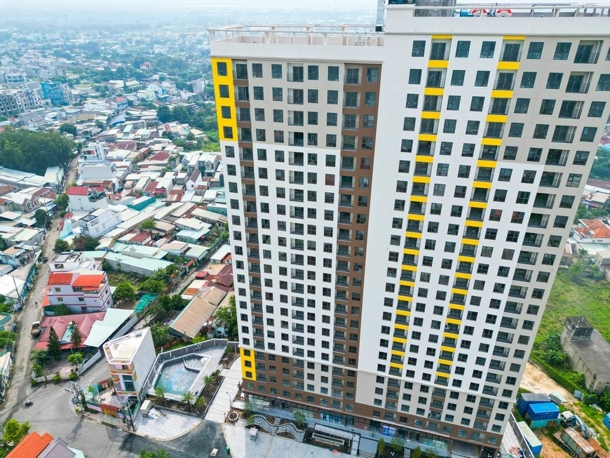 Bcons Bee Dĩ An: 2 Căn Góc 61m² Sổ Hồng Sẵn - Giá Tốt