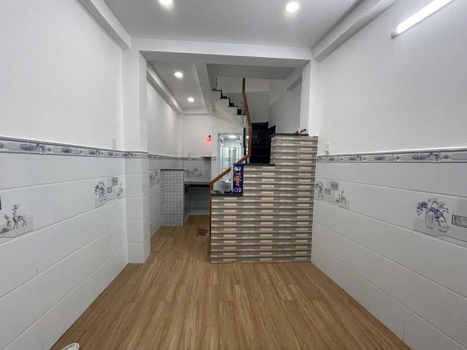 Nhà riêng Quận 6 Đường Chợ Lớn 21m² Sổ hồng sẵn