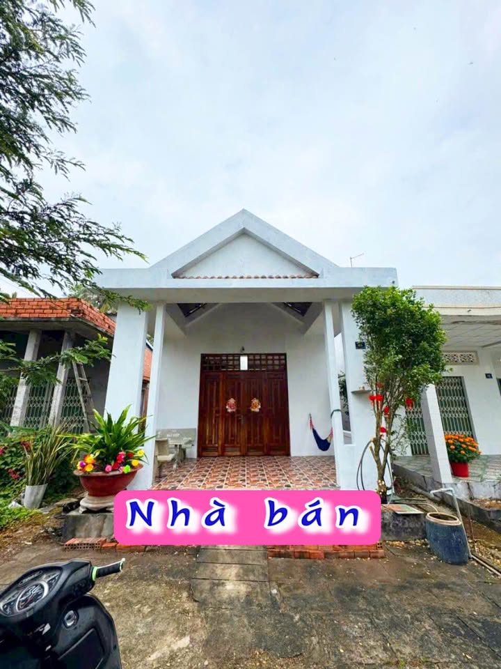 Nhà 243m² Sổ Hồng Riêng, Sát Chợ Đức Tân - Tân Trụ, Long An - Giá 950 Triệu