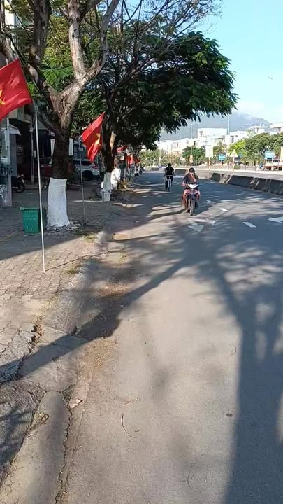 Mặt Tiền Ngô Quyền, Sơn Trà - Kinh Doanh Đắc Lợi 300m² - Sổ Đỏ Sẵn Sàng