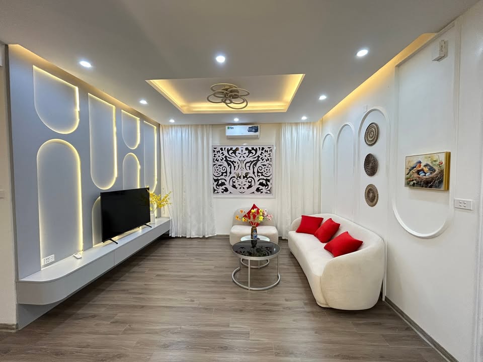 Chung cư A2 Nguyễn Cơ Thạch 82m² giá 7.1 tỷ - Căn góc tầng trung, full nội thất