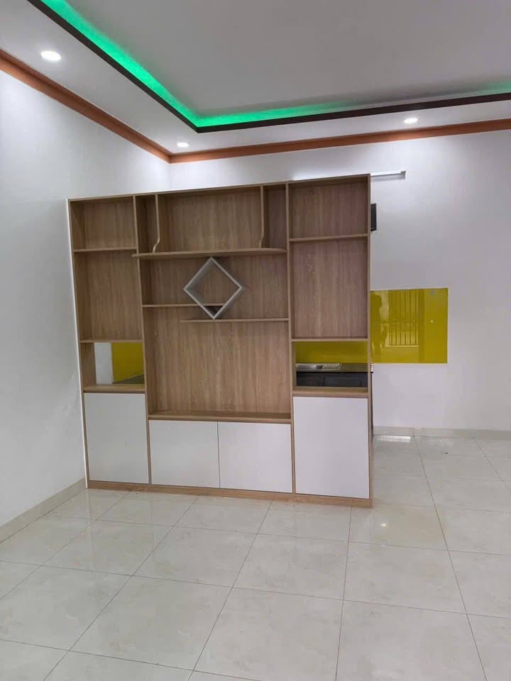 Nhà Mặt Tiền La Văn Cầu, Nha Trang - 96m² Kinh Doanh Tốt - 1.85 Tỷ
