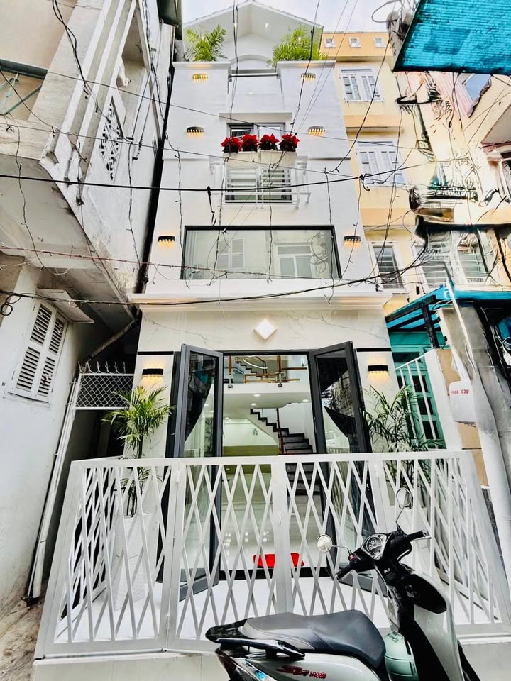 Nhà 4 Tầng Hẻm Xe Hơi Phạm Văn Hai, Tân Bình - Sổ Hồng Riêng