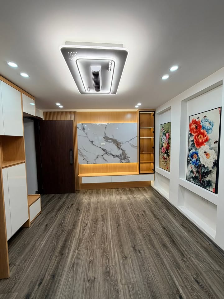 Chung cư Lương Định Của 75m² 3PN - Sổ đỏ, Giá 4 tỷ - Sẵn Sàng Đón Tết!