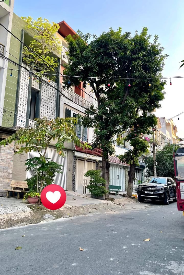 Nhà Phố Khu Tên Lửa 90m² 4 Tầng - Vị Trí Đắc Địa, Trung Tâm Bình Tân!