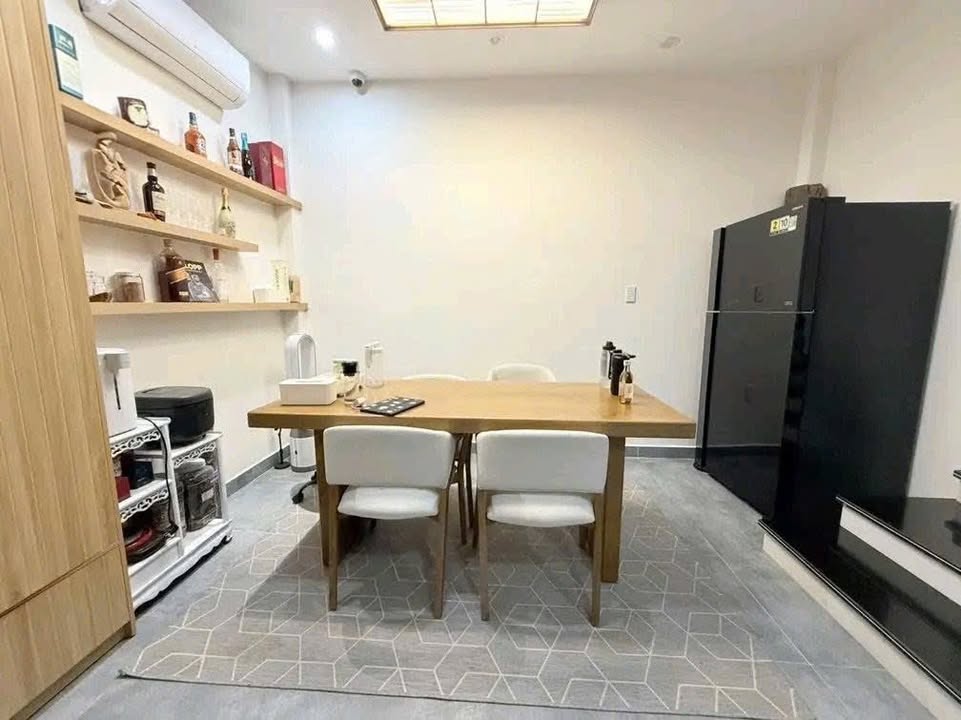 Cho thuê nhà 30m² 4 tầng, Ngõ Lương Khánh Thiện, Hải Phòng - Giá 10 triệu