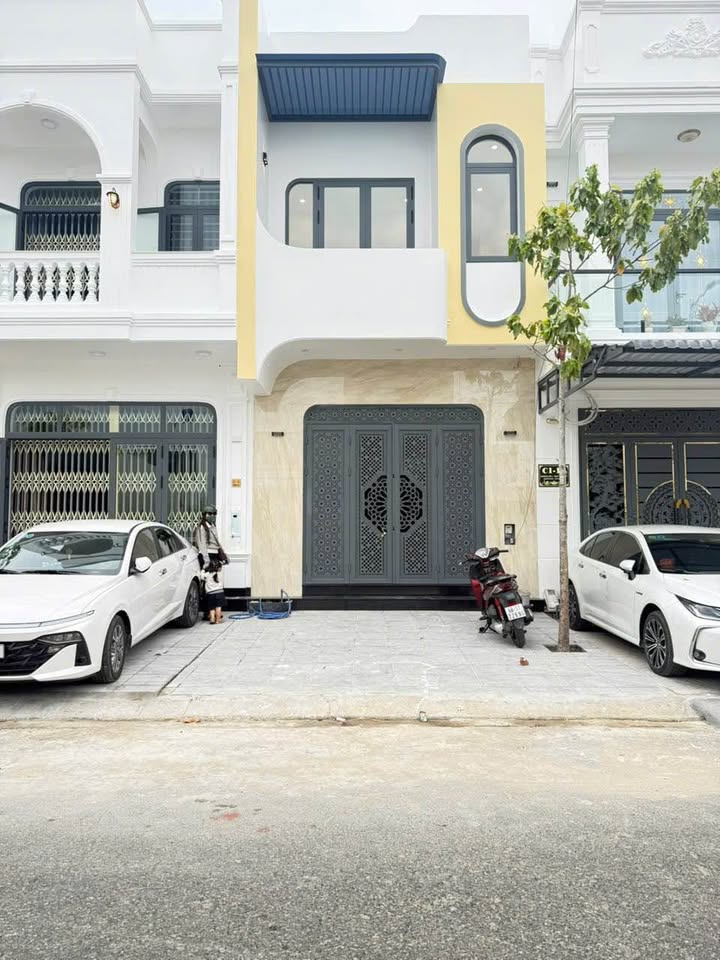 Nhà phố KĐT Tây Bắc Rạch Giá 90m² giá 3.45 tỷ - Vị trí đẹp ở ngay!