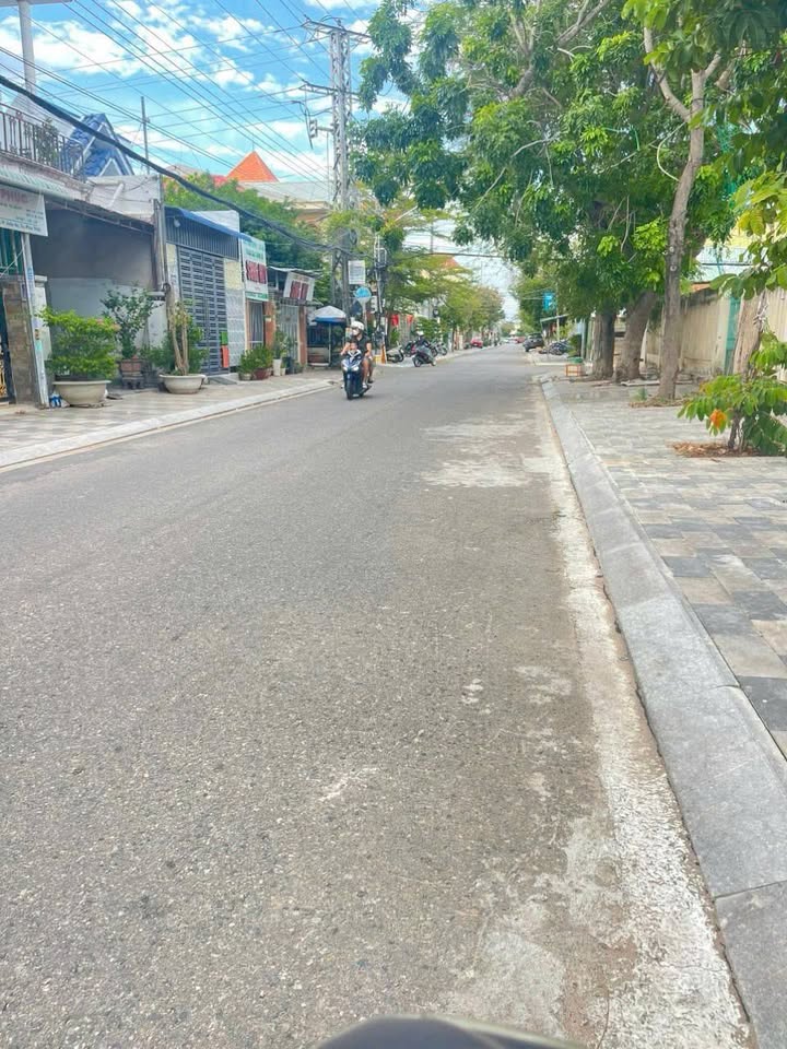 Nhà nguyên căn Trần Quang Diệu Phan Thiết 100m² - Mặt tiền kinh doanh