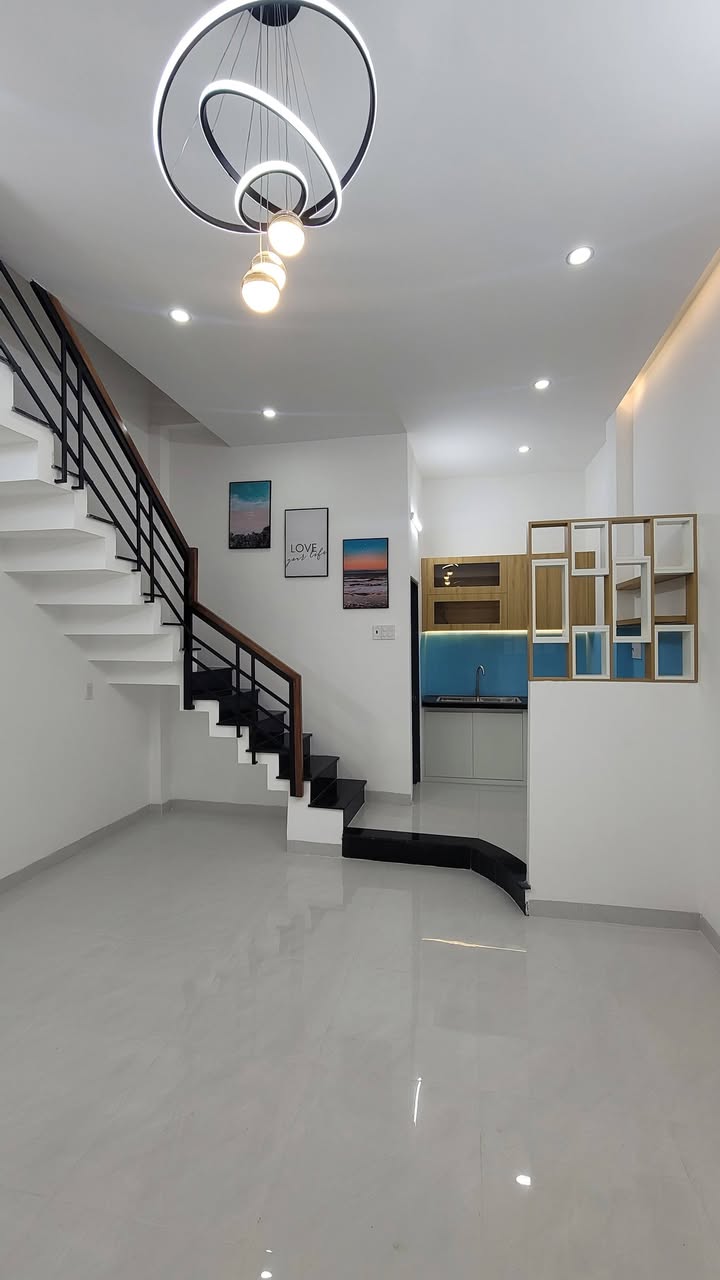 Nhà Riêng P. Hải Cảng Quy Nhơn 32.1m² - Sổ đỏ chính chủ, giá tốt hiếm có!