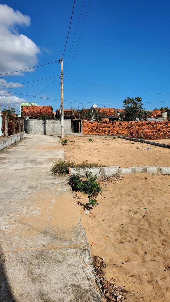 Bán đất Hòa Hiệp Trung 102m² giá 790 triệu - Sổ đỏ chính chủ