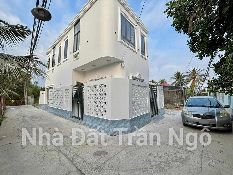 Nhà Góc 2 Mặt Tiền Ô Tô Mỹ Tho - 87.3m² Giá 2.65 Tỷ, Sẵn Sổ Hồng