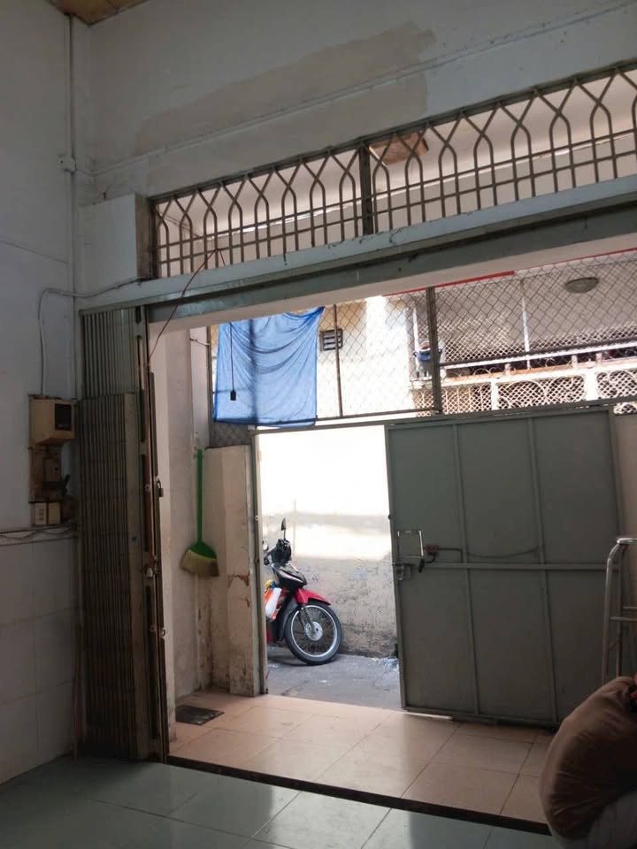 Cho thuê nhà nguyên căn Phạm Thế Hiển, Q8 - 32m², 2PN, 7 triệu/tháng