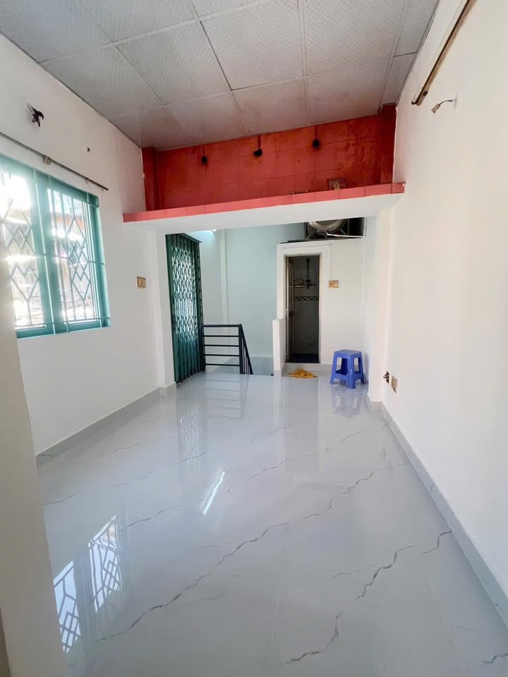 Nhà nguyên căn Âu Dương Lân, Q8 28m² giá 7 triệu - Giá tốt hiếm có!