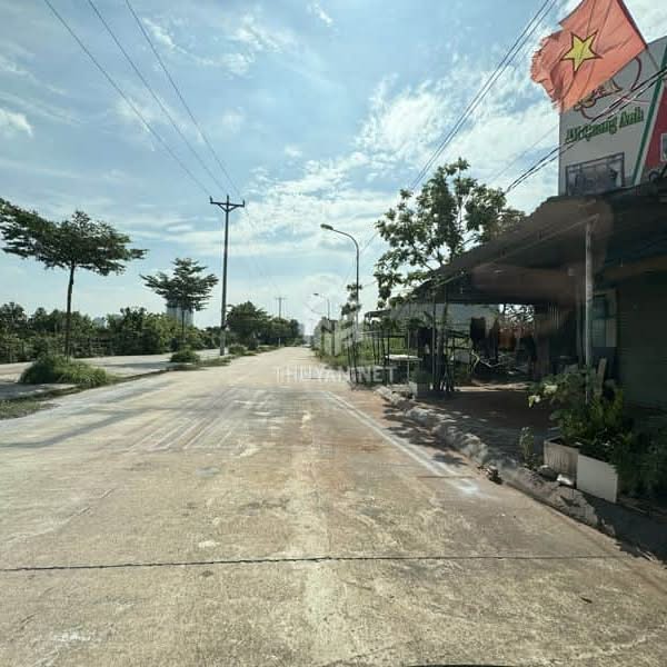 Bán Đất Mặt Đường 15m Vinhome Gia Lâm, 80m² Hướng ĐN, Sổ Đỏ