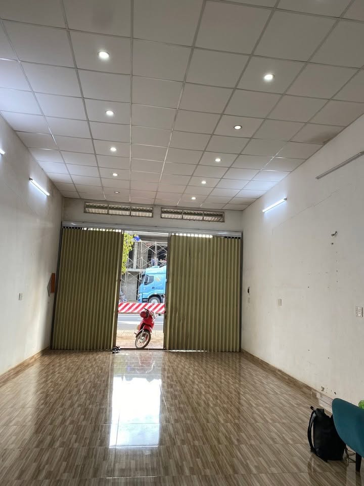 Thuê nhà mặt tiền QL14 Đức An 120m² giá 6 triệu - Thích hợp KD!