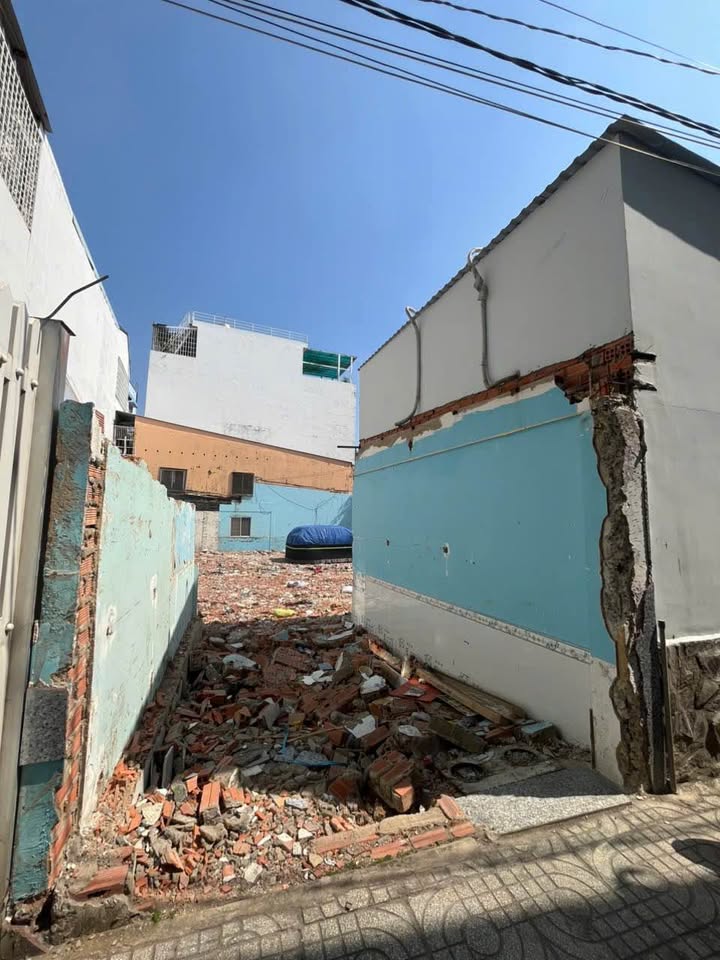 Đất Gò Vấp 40m² Nở Hậu 6.75m, Sát UB Quận, Giá 4.79 Tỷ