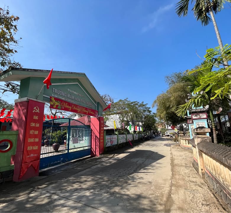 Nhà Mặt Tiền Huế 90m² - 2.1 Tỷ - Gần Phạm Văn Đồng, Sẵn Sàng An Cư