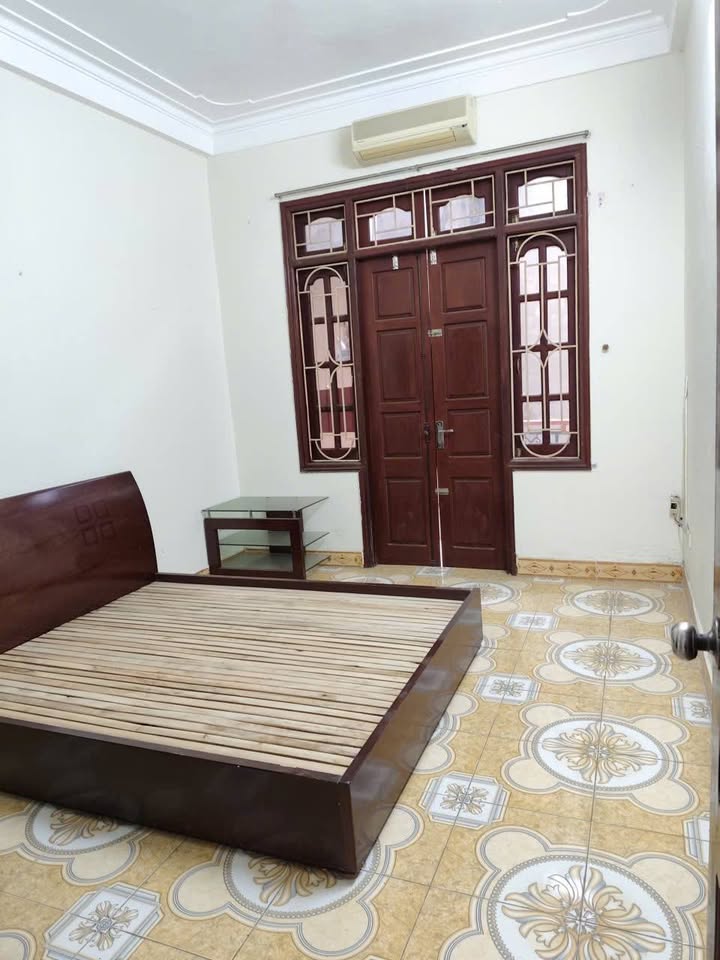 Nhà Riêng 45m² Nguyễn Xiển, Thanh Xuân - 4PN, 4 Tầng, Full Đồ, Giá 11 Triệu/Tháng