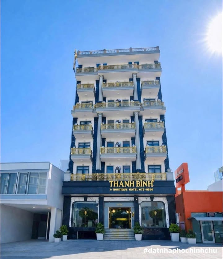 Tòa nhà CHDV Quận 7 255m² giá 100 tỷ - Đầu tư sinh lời vượt trội!