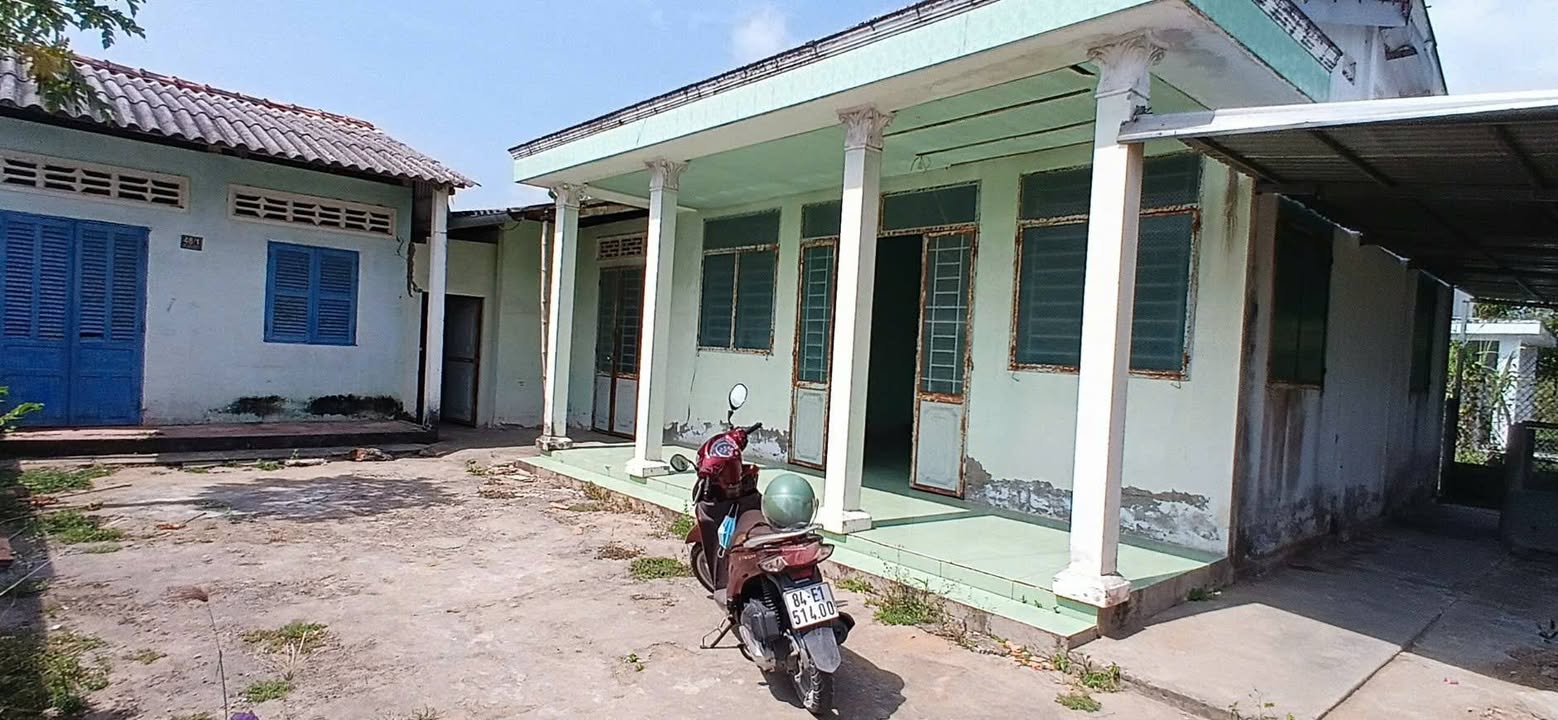 Bán Gấp Nhà 256m² Phường 9, Trà Vinh - Giá 800 Triệu