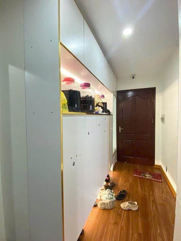 Bán Gấp Tập Thể Tầng 3 Vũ Thạnh (Giảng Võ) 75m² - Vị Trí Đỉnh, Giá Tốt