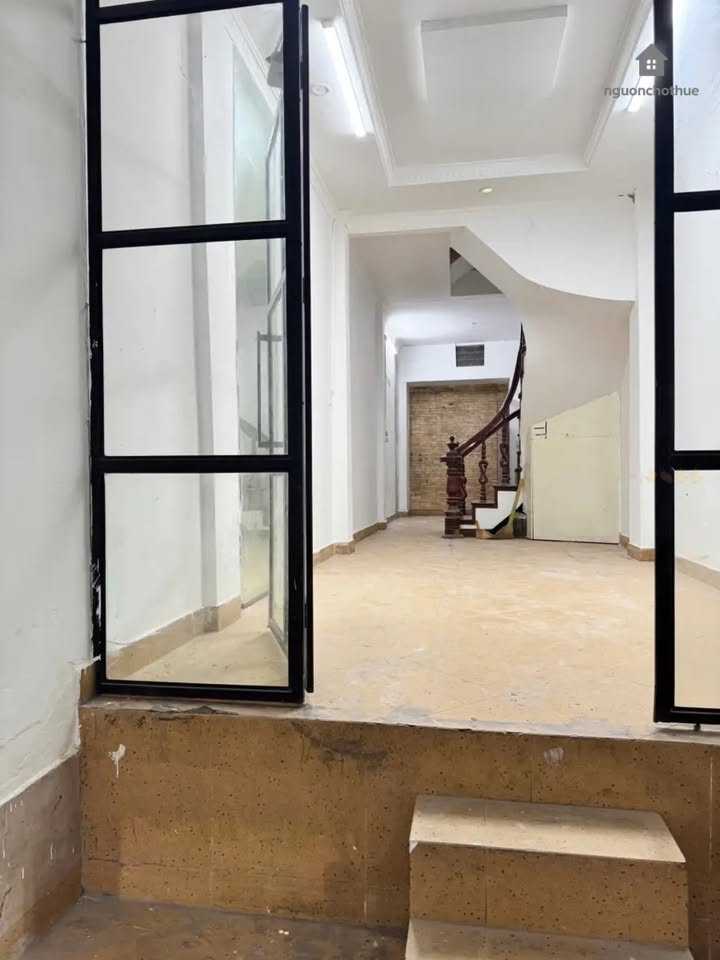 MBKD Hồ Đắc Di Đống Đa 40m² giá 13 triệu - Mặt tiền kinh doanh đắc địa!