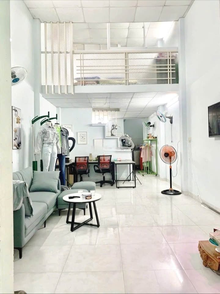 Nhà Full Nội Thất Hẻm Xe Tải Gò Dầu, Tân Phú - 53m² Giá 10 Triệu