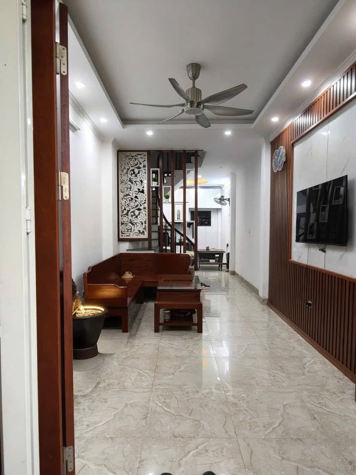 Nhà 5 tầng Cổ Nhuế 45m² - Full Nội Thất, Giá 13 Triệu/Tháng