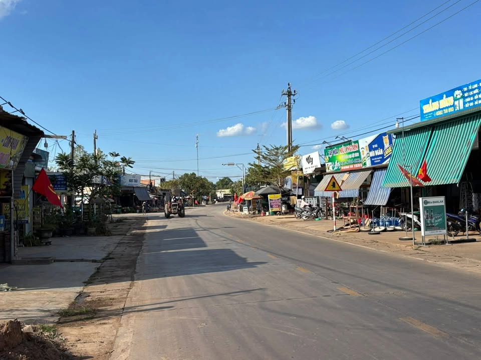 Nhà Mặt Tiền Kinh Doanh Ngã Ba Quảng Đại, Ea Rốk - 210m² Giá 1.75 Tỷ