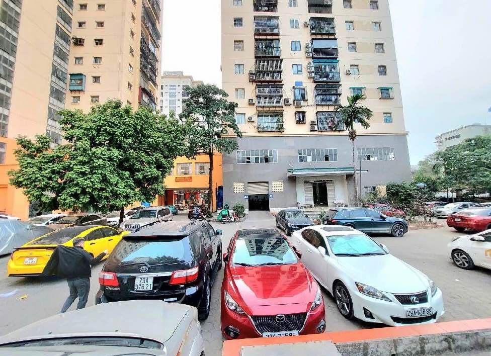 Chung cư Đền Lừ 2: Căn góc 62m², 2PN, Tầng cao view đẹp - 5 Tỷ