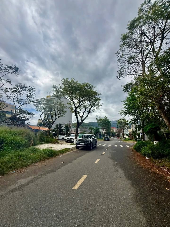 Bán Đất Tặng Nhà 2 Tầng, 104m², Sơn Trà Đà Nẵng - Sát Biển Mỹ Khê