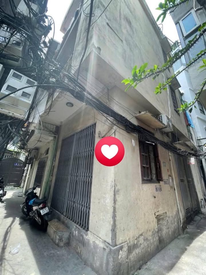 Bán nhà Hoàn Kiếm 60m² giá 10 tỷ - Lô góc vị trí đắc địa!