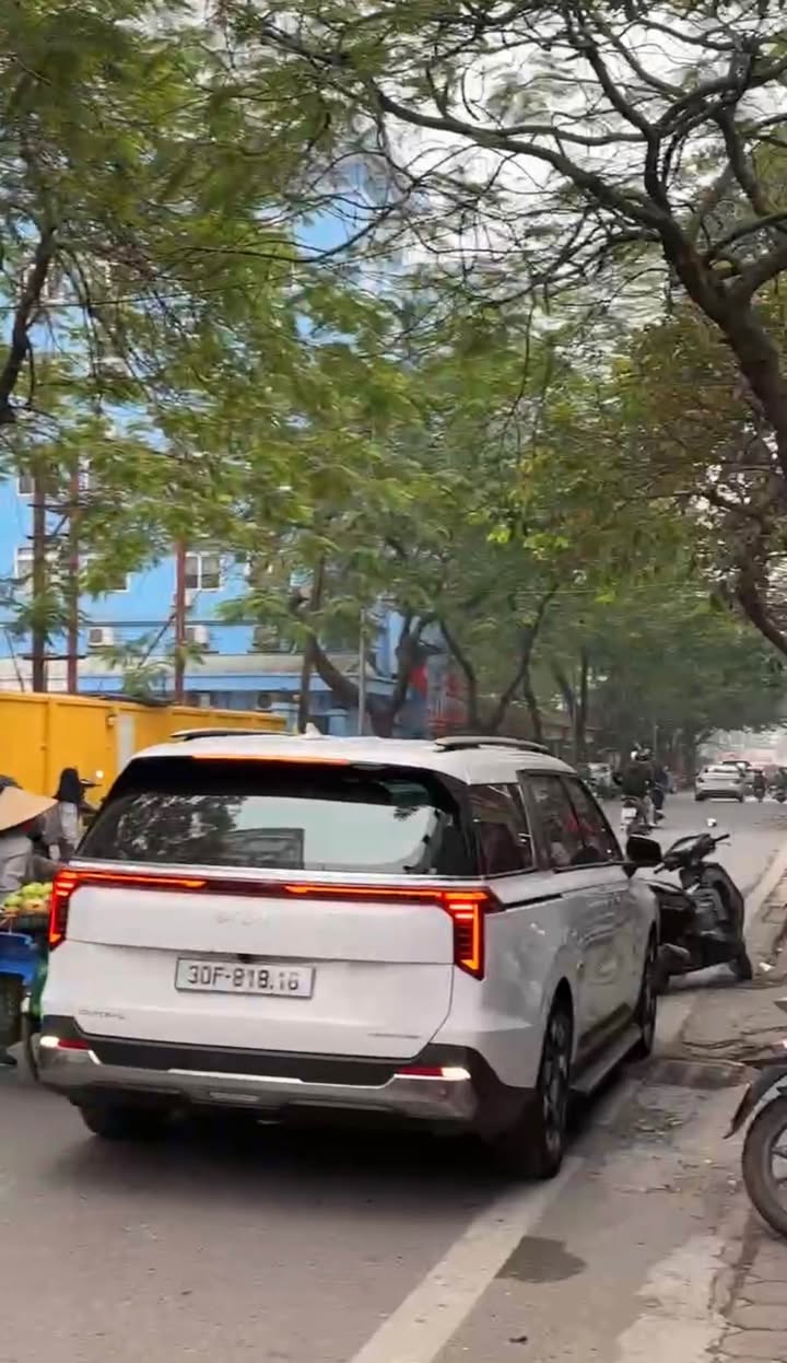 Nhà Phố Giảng Võ, Ba Đình 30m² chỉ 7 tỷ - Vị trí đắc địa!