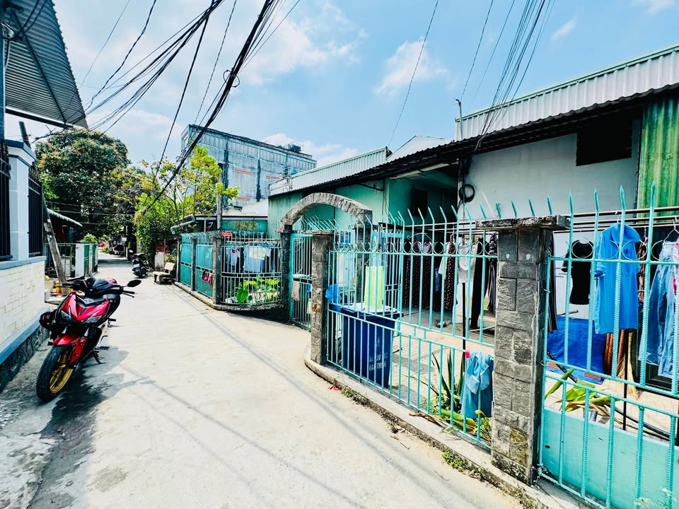 Nhà Trọ 210m² 9 Phòng Dòng Tiền 16tr/th - Bình Chánh Giá Tốt