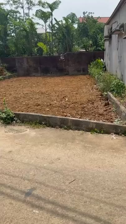 Đất nền Phú Cát 120m² - Sổ đỏ chính chủ, vuông vắn, giá 2.5 tỷ