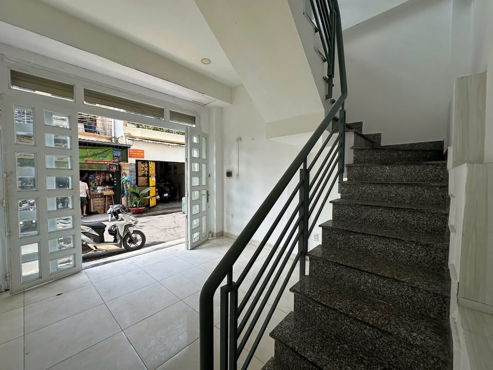 Nhà Nguyên Căn 3PN Phạm Văn Bạch, Tân Bình - Giá Thỏa Thuận