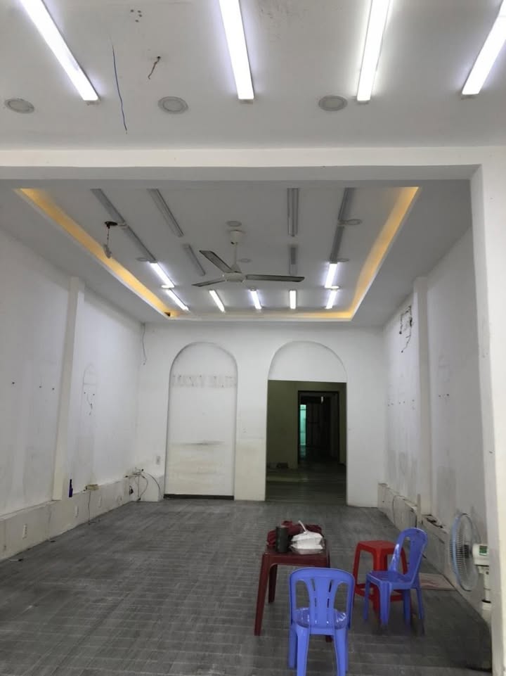 Cho Thuê Mặt Tiền Lê Văn Thọ Gò Vấp 175m² Kinh Doanh Giá 27 Triệu