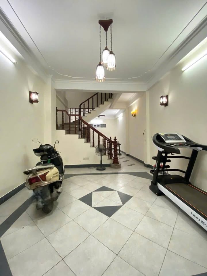 Thuê nhà 4 tầng Đại Đồng, Vĩnh Hưng 52m² - Ô tô đỗ cửa, ở ngay!