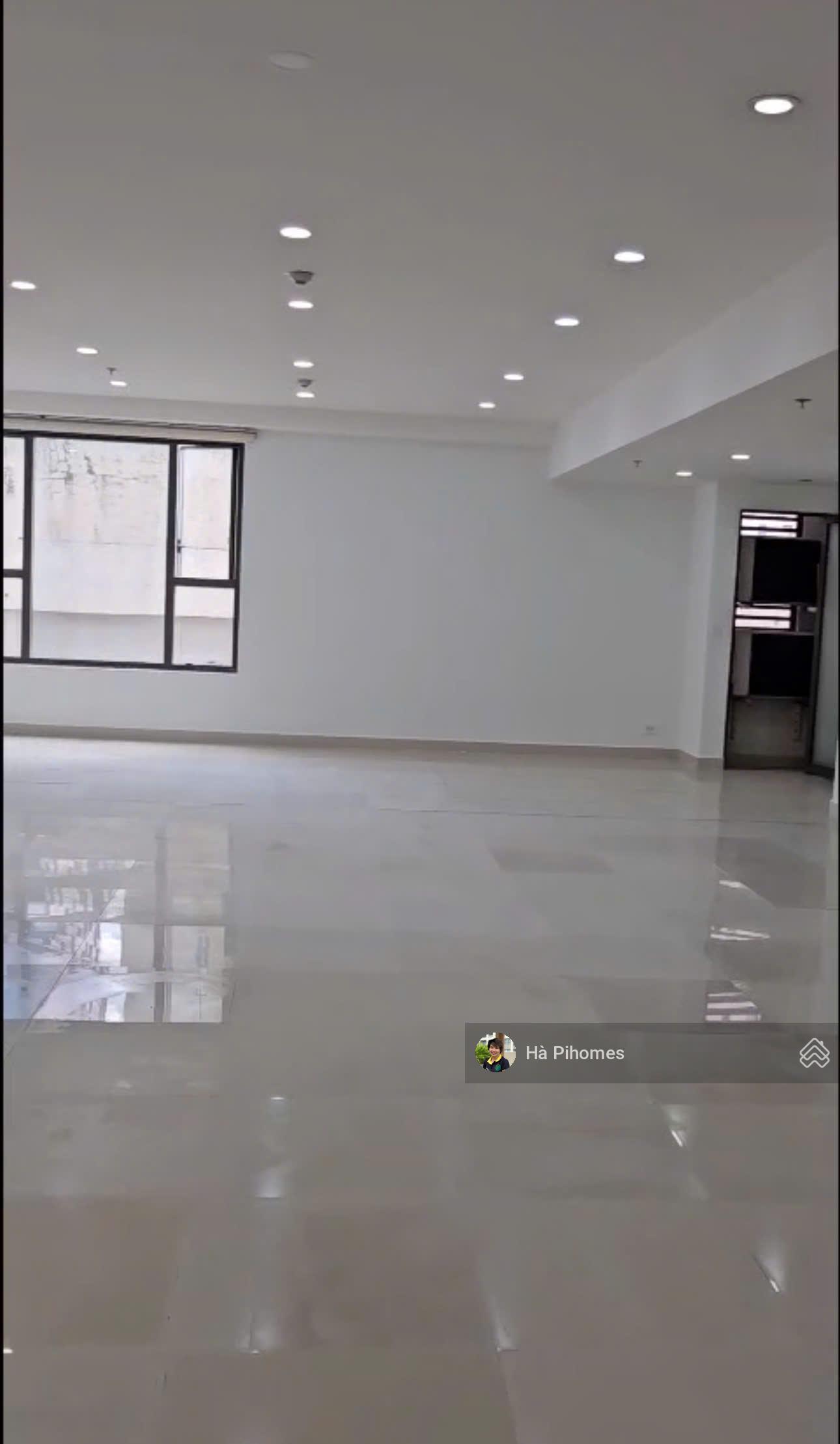 Văn phòng The Tresor Q4 125m² - Vị trí trung tâm đắc địa!