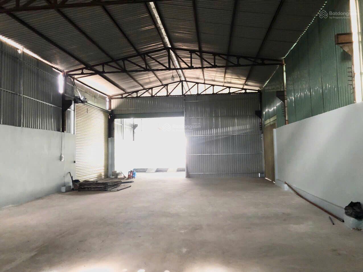 Kho Xưởng Bến Cát 430m² - Đường Container Thoải Mái!