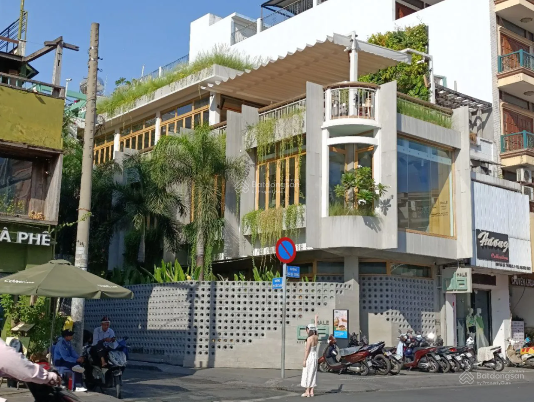 Cho thuê nhà góc 2 mặt tiền Hai Bà Trưng (25m x 9m) - Giá 165 Triệu