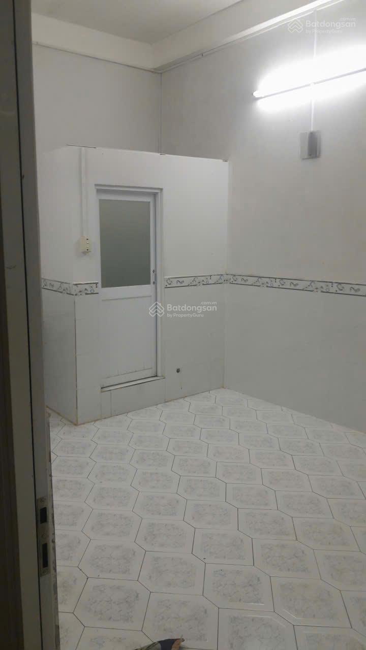 Phòng trọ 20m² An Dương Vương, Bình Tân - Giá 2.6 Triệu, Gần CV Phú Lâm