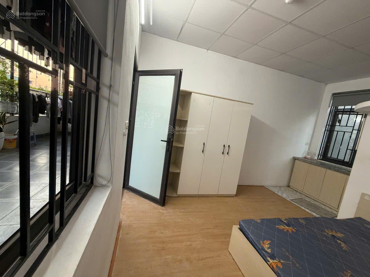 Phòng khép kín Bằng Liệt 4 triệu - Căn góc, ban công, full đồ!