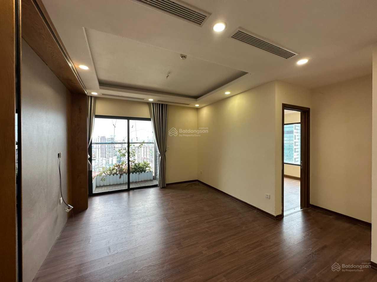 Cho thuê căn hộ Golden Park Cầu Giấy 105m² - 3PN, Nội thất cơ bản, Giá 20 triệu