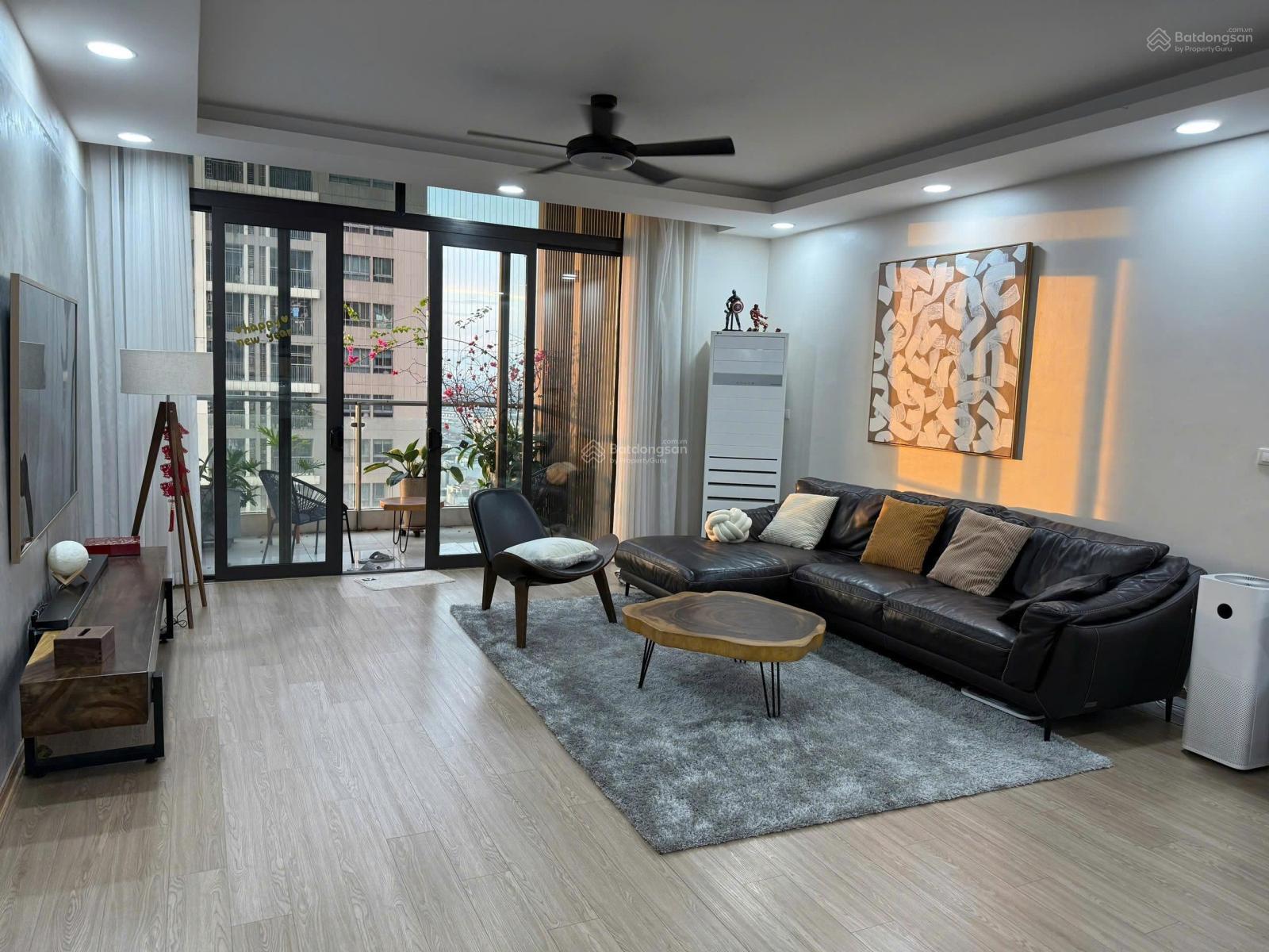 Căn hộ Dolphin Plaza Mỹ Đình 133m² - Full nội thất cao cấp!