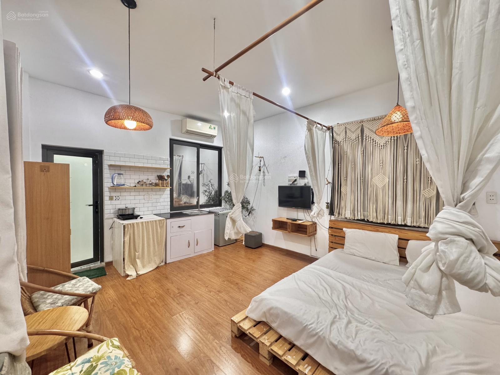 Cho thuê phòng Studio Nguyễn Công Trứ, Q1 - 30m² - Gần Ga Metro Bến Thành