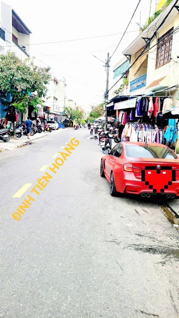 Nhà 2 Tầng Mặt Tiền Đinh Tiên Hoàng, Hội An - 82m², 4PN, Giá 6.9 Tỷ