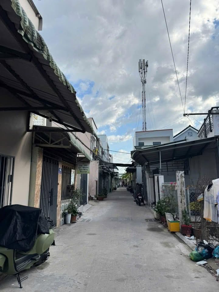 Nhà Trọ 8 Phòng Hoàng Quốc Việt, Ninh Kiều - Thu Nhập 9 Triệu/Tháng