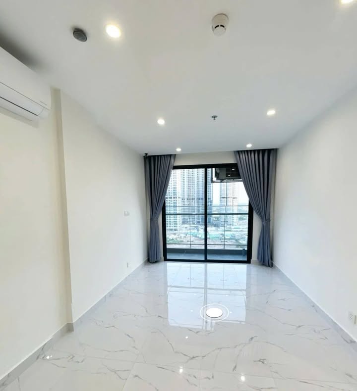 Căn hộ Vinhomes Grand Park 1PN+1 giá 6.5 triệu - Bàn giao ngay!