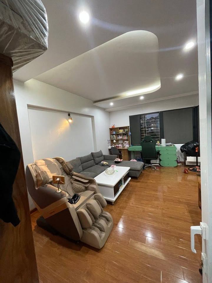 Nhà Nguyên Căn 4 Tầng Full Nội Thất Ngõ 15 Lĩnh Nam, Hoàng Mai - 11.5 Triệu